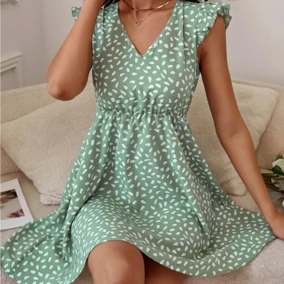 SHEIN Dresses & Skirts - Green Polka Dot Dress NWOT